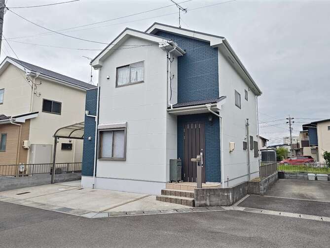 小牧市Ｈ様邸　外壁塗装工事　コーキング打ち増し工事　屋根塗装工事　トップコート工事