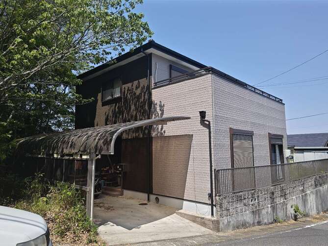 小牧市Ｍ様邸　外壁塗装工事　コーキング打ち替え、打ち増し工事　ベランダトップコート工事