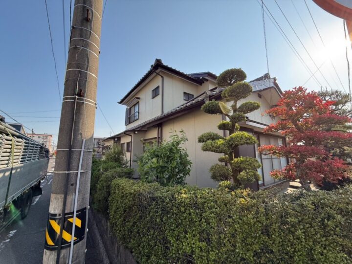 春日井市F様邸　外壁塗装工事　屋根漆喰工事　板金工事