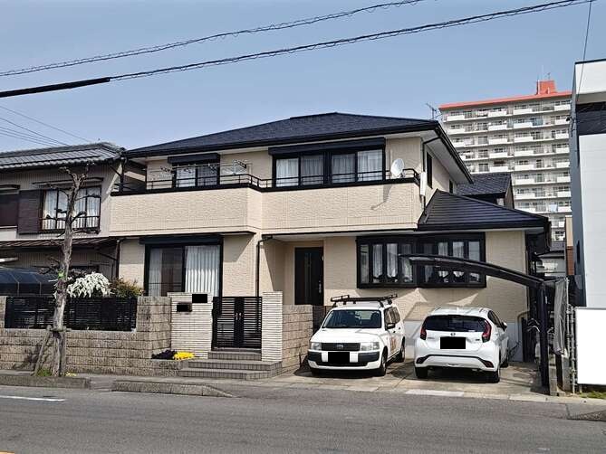北名古屋市Ｍ様邸　外壁塗装工事　コーキング打ち替え、打ち増し工事　屋根重ね葺き工事　トップコート工事