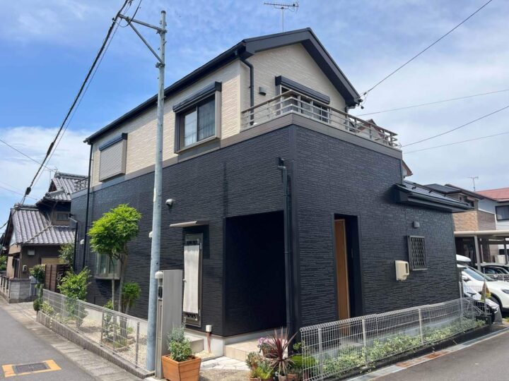 小牧市Ｎ様邸　外壁塗装工事　コーキング打ち替え工事　屋根塗装工事　ベランダ防水工事