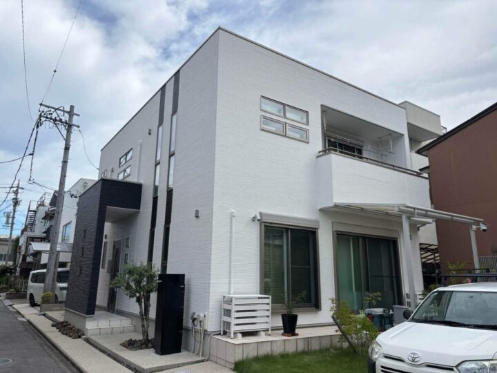 東区H様邸　外壁塗装工事　コーキング打ち替え、打ち増し工事　屋根塗装工事　ベランダ防水工事　ブロック・フェンス解体工事