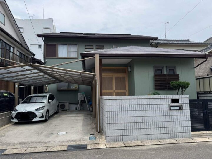 春日井市F様邸　外壁塗装工事　コーキング打ち替え、打ち増し工事　屋根塗装工事