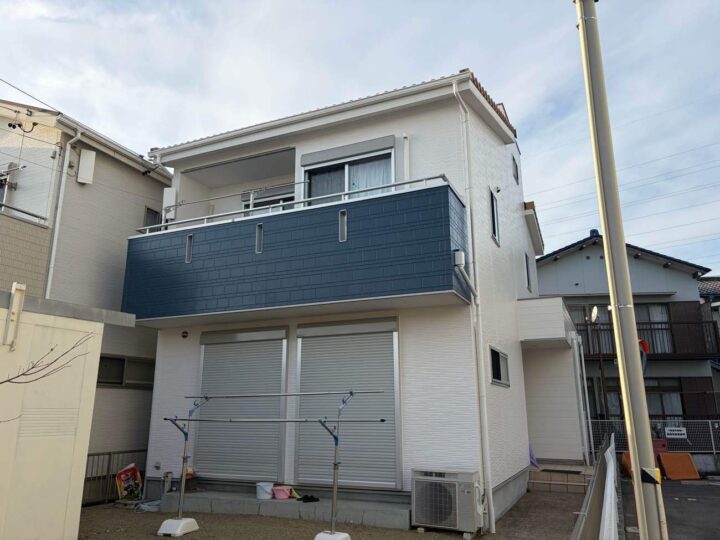 春日井市Ｋ様邸　外壁塗装工事　コーキング打ち替え、打ち増し工事　屋根塗装工事　ベランダトップコート工事