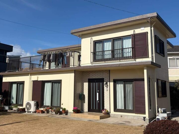 春日井市I様邸　外壁塗装工事　コーキング打ち増し工事　屋上、バルコニー防水工事