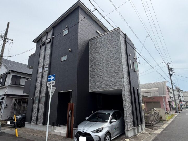 春日井市Ｍ様邸　外壁塗装工事　コーキング打ち替え・打ち増し工事　バルコニートップコート工事